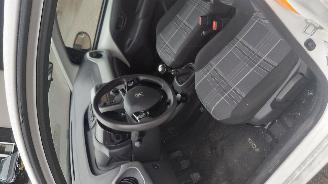 Peugeot 108 1.0 vtti  5drs airco picture 6