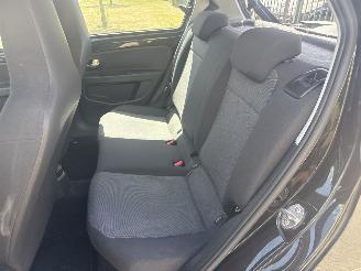 Volkswagen Up! 1.0 MOVE UP! BLEUMOTION BOUWJAAR 2015 RIJDBAAR 3100 EURO VAST picture 9