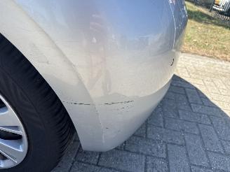 Peugeot 208 1.2PURETECH EERSTE EIGENAAR 118925 KM BOUWJAAR 2016 3850 EURO picture 3