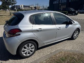 Peugeot 208 1.2PURETECH EERSTE EIGENAAR 118925 KM BOUWJAAR 2016 3850 EURO picture 5