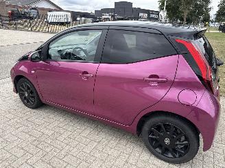 Toyota Aygo 1.0 VVT-iX-CITE BOUWJAAR 2019 LICHTE SCHADE!  6400 EURO picture 2