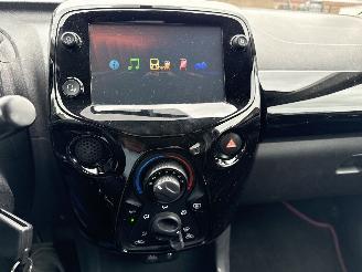Toyota Aygo 1.0 VVT-iX-CITE BOUWJAAR 2019 LICHTE SCHADE!  6400 EURO picture 13