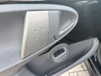 Peugeot 107 1.0-12V XR BOUWJAAR 2007 WAT GEBRUIKKERS SCHADES! 899 EURO picture 8
