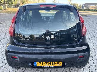 Peugeot 107 1.0 ACTIVE AIRCO RIJDBARE SCHADE! BOUWJAAR 2013  2450 EURO picture 4