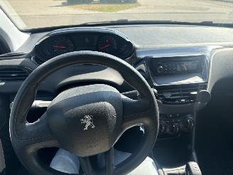 Peugeot 208 1.0 VTI ACCES AIRCO BOUWJAAR 2013 157927 KM 2650 EURO picture 10