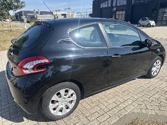Peugeot 208 1.0 VTI ACCES AIRCO BOUWJAAR 2013 157927 KM 2650 EURO picture 4