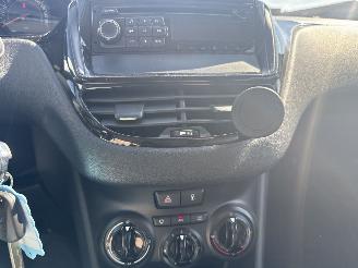 Peugeot 208 1.0 VTI ACCES AIRCO BOUWJAAR 2013 157927 KM 2650 EURO picture 11