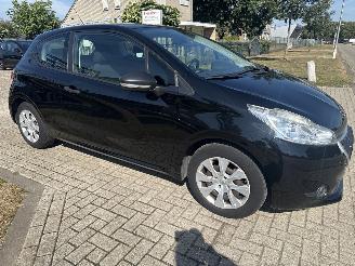 Peugeot 208 1.0 VTI ACCES AIRCO BOUWJAAR 2013 157927 KM 2650 EURO picture 5