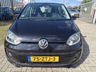 Volkswagen Up! 1.0 HIGH UP! LICHTE RIJDBARE SCHADE! BOUWJAAR 2013 2800 EURO picture 7