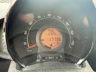 Toyota Aygo 1.0 VVT i X-PLAY DIEFSTALSCHADE! 17796 KM BOUWJAAR 2018  6750 EURO picture 10