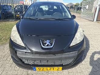 Peugeot 207 1.4 VTI AIRCO 5 DEURS 235000 KM NAP BOUWJAAR 2010  1395 EURO picture 6