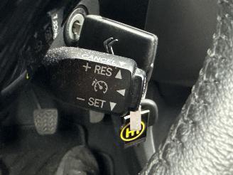 Citroën C1 1.0e VTI STYLE EDITION BOUWJAAR 2016 RIJDBARE SCHADE! 3900 EURO picture 13
