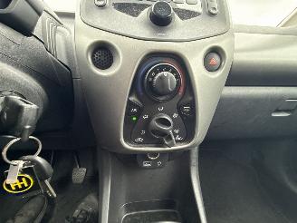 Citroën C1 1.0e VTI STYLE EDITION BOUWJAAR 2016 RIJDBARE SCHADE! 3900 EURO picture 14