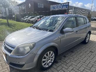 Ocazii autoturisme Opel Astra 1.6 ESSENTIA AIRCO MOOIE AUTO BOUWJAAR 2004  1500 EURO 2004/12