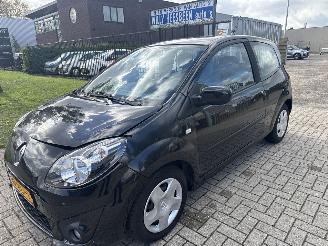 Renault Twingo 1.2-16V AUTOMAAT DYNAMIQUE LICHTE SCHADE! BOUWJAAR 2011 2011/6