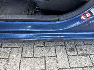 Kia Picanto 1.0 PLUSLINE NAVIGATOR LICHTE ZIJSCHADE! 2016  3999 EURO VAST picture 7