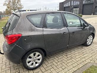 Opel Meriva 1.4 TURBO AUTOMAAT RIJDBARE SCHADE! BOUWJAAR 2014 5250 EURO picture 4