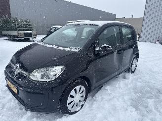 Damaged car Volkswagen Up! 1.0 BLEUMOTION LICHTE SCHADE! 151000 KM BOUWJAAR 2019 5500 EURO 2019/5