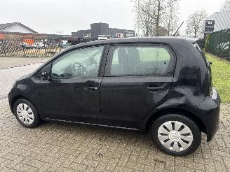 Volkswagen Up! 1.0 BLEUMOTION LICHTE SCHADE! 151000 KM BOUWJAAR 2019 5250 EURO picture 2