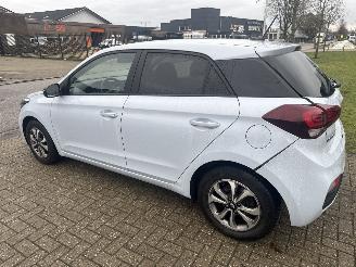 Hyundai I-20 ACTIVE NIEUW MODEL RIJDBARE SCHADE! BOUWJAAR 2020 5999 VAST picture 2