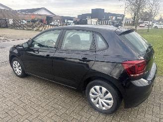 Volkswagen Polo 1.0 BOUWJAAR 2020 MET RIJDBARE SCHADE! VASTE PRIJS! 8999 EURO picture 2