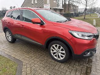 Renault Kadjar 1.2 TCE INTENS SUPERLICHTE SCHADE! BOUWJAAR 2015  6900 EURO picture 5