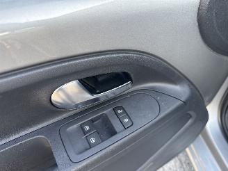 Volkswagen Up! 1.0 BLEUMOTION 111000 KM NAP BOUWJAAR 2016 SCHERP! 4850 EURO picture 9