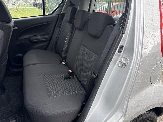 Suzuki Splash 1.0 VVT COMFORT EASS LICHTE SCHADE! BOUWJAAR 2015 3200 EURO picture 10