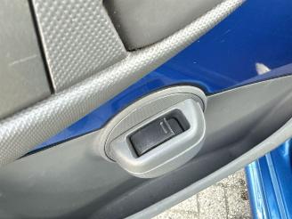 Peugeot 107 1.0-12V MILLESIM 200 RIJDBAAR BOUWJAAR 2011 1500 EURO VAST picture 9