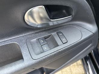 Volkswagen Up! 1.0 BLEUMOTION 97000 KM NAP BOUWJAAR 2016 5700 EURO SCHERP picture 7