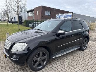 okazja samochody osobowe Mercedes M-klasse 450 CDI ZEER COMPLEET BOUWJAAR 2009 213725 16500 EURO 2009/12