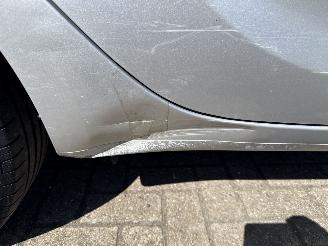 Hyundai I-20 1.2i i-VISION 122.240 KM LICHTE SCHADE! BOUWJAAR 2012 2895 EURO picture 8