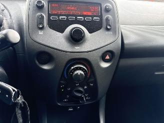 Citroën C1 1.0 VTi LIVE 75481 KM LICHTE SCHADE! BOUWJAAR 2018  4850 EURO picture 12