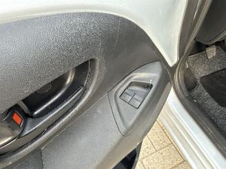Citroën C1 1.0 VTi FEEL BUMPER SCHADE! BOUWJAAR 2019  4875 EURO VAST picture 6