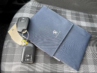 Peugeot 108 1.0 VTi ALLURE BOUWJAAR 2019 RIJDBAAR picture 11