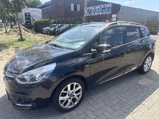 Coche accidentado Renault Clio 0.9 LIMITED LICHTE ZIJSCHADE! BOUWJAAR 2018 103945 KM  4999 EURO 2018/8
