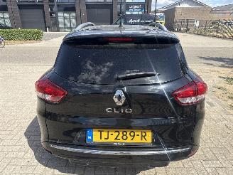 Renault Clio 0.9 LIMITED LICHTE ZIJSCHADE! BOUWJAAR 2018 103945 KM  4999 EURO picture 3