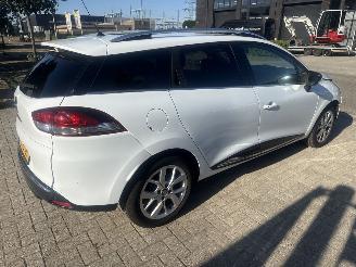 Renault Clio 0.9 LIMITED RIJDBARE SCHADE! 116187 KM NAP BOUWJAAR 2020 5100 picture 4