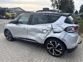 Renault Scenic 1.3 BOSE AUTOMAAT RIJDBAAR! 84816 KM BOUWJAAR 2018  8750 EURO picture 4