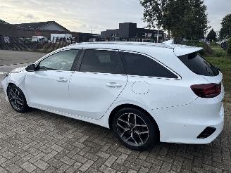 Kia Ceed 1.0 TURBO GT-LINE RIJDBAAR  128952 KM BOUWJAAR 2021 5999 EURO picture 2
