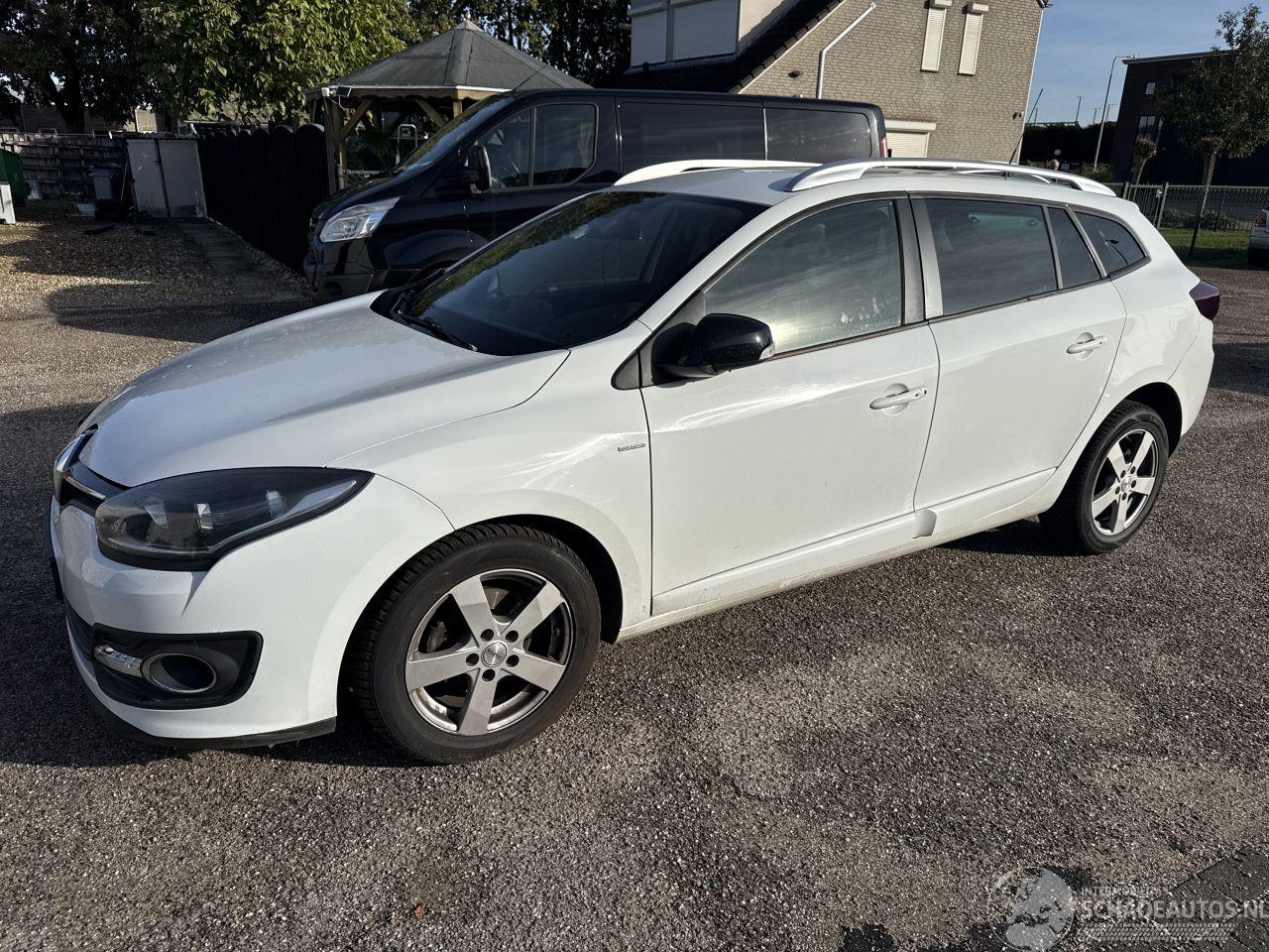 Renault Mégane 1.2 TCe LIMITED ESTATE BOUWJAAR 2016 175437 KM 2200 EURO