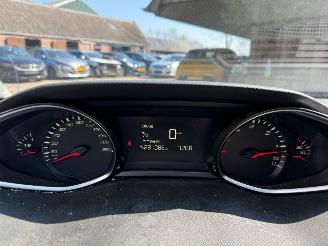 Peugeot 308 1.6 HDI LEER NAVI picture 21