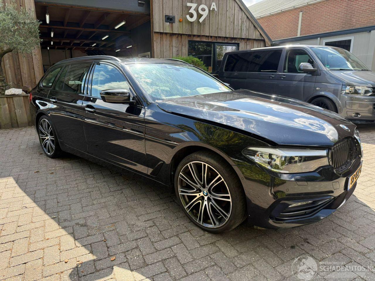 BMW 5-serie 520D XDRIVE  HIGH EXECUTIVE SPORTLINE PANO