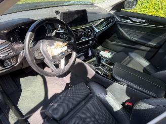 BMW 5-serie 520D XDRIVE  HIGH EXECUTIVE SPORTLINE PANO picture 17
