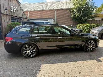 BMW 5-serie 520D XDRIVE  HIGH EXECUTIVE SPORTLINE PANO picture 2