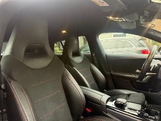 Mercedes Cla-klasse 180 AMG LINE NETTE AUTO! picture 14
