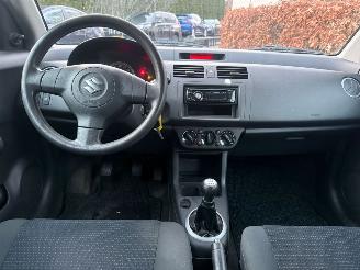 Suzuki Swift 1.3 AIRCO 5DRS SPORTVELGEN picture 17