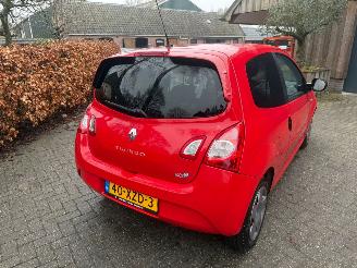 Renault Twingo 1.2 AIRCO CRUISE CENTRAAL picture 8