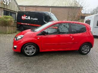 Renault Twingo 1.2 AIRCO CRUISE CENTRAAL picture 3