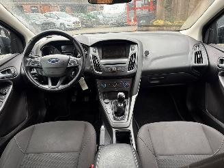 Ford Focus 1.5 TDCI NO DAMGEDS!!  NAVI AIRCO PDC picture 2